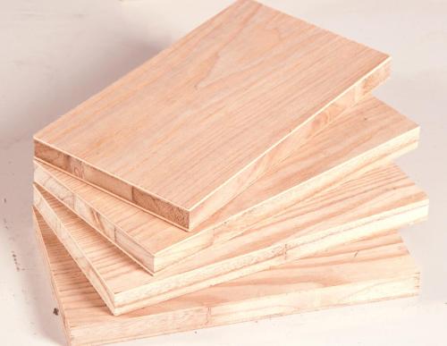 生態(tài)板是不是越重就越好？